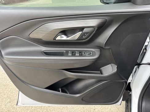 Used 2022 GMC Terrain SLE w/ Driver Convenience Package image 20