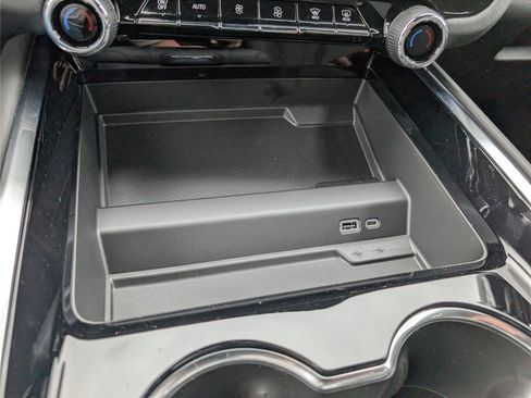 New 2026 Chevrolet Tahoe LS w/ LS Custom Edition AWD/4WD image 21