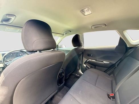 Certified 2024 Hyundai Kona SEL w/ Convenience Package FWD image 23