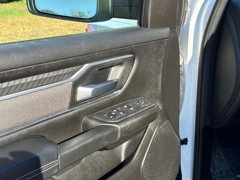 Certified 2025 RAM 1500 Big Horn image 19
