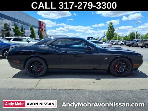 Used 2018 Dodge Challenger R/T Scat Pack RWD image 8