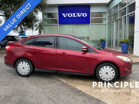 Used 2013 Ford Focus SE w/ Super Fuel Economy (SFE) Pkg FWD image 3