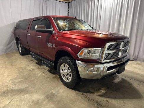 Used 2018 RAM 3500 Laramie AWD/4WD image 3