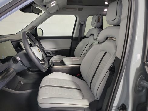 Used 2023 Rivian R1S Adventure AWD/4WD image 20