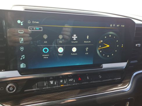 Used 2024 Chevrolet Silverado 2500 LT image 21