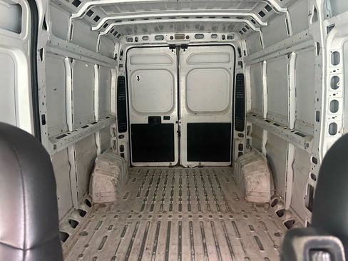 Used 2023 RAM ProMaster 2500 FWD image 23