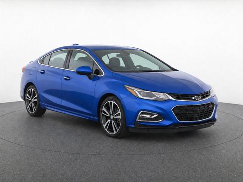 Used 2017 Chevrolet Cruze Premier w/ RS Package FWD image 7