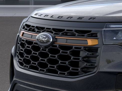 New 2026 Ford Explorer Tremor w/ Tremor Ultimate Package AWD/4WD image 17