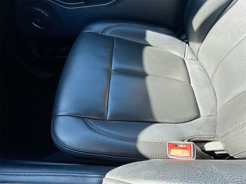 Used 2021 Ford Expedition XLT image 22