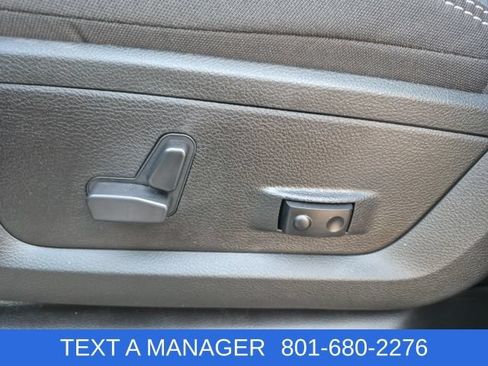New 2026 RAM 2500 Big Horn AWD/4WD image 15