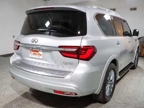 Used 2023 INFINITI QX80 Luxe w/ Cargo Package RWD image 7
