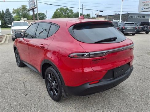 Used 2023 Dodge Hornet GT w/ GT Blacktop Package image 7