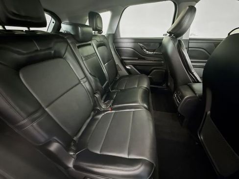 Used 2022 Lincoln Corsair AWD w/ Premium Package image 27