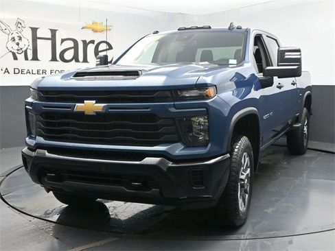 Used 2024 Chevrolet Silverado 2500 Custom w/ Custom Convenience Package image 33