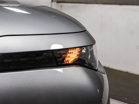 Used 2023 Kia Soul LX FWD image 4