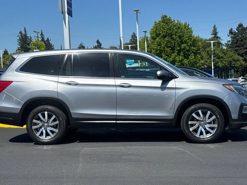 Used 2021 Honda Pilot EX image 7