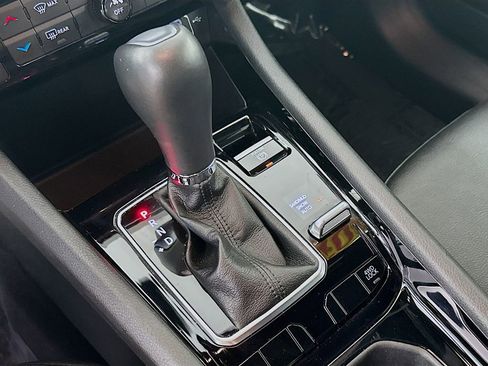 Used 2024 Jeep Compass Limited AWD/4WD image 25