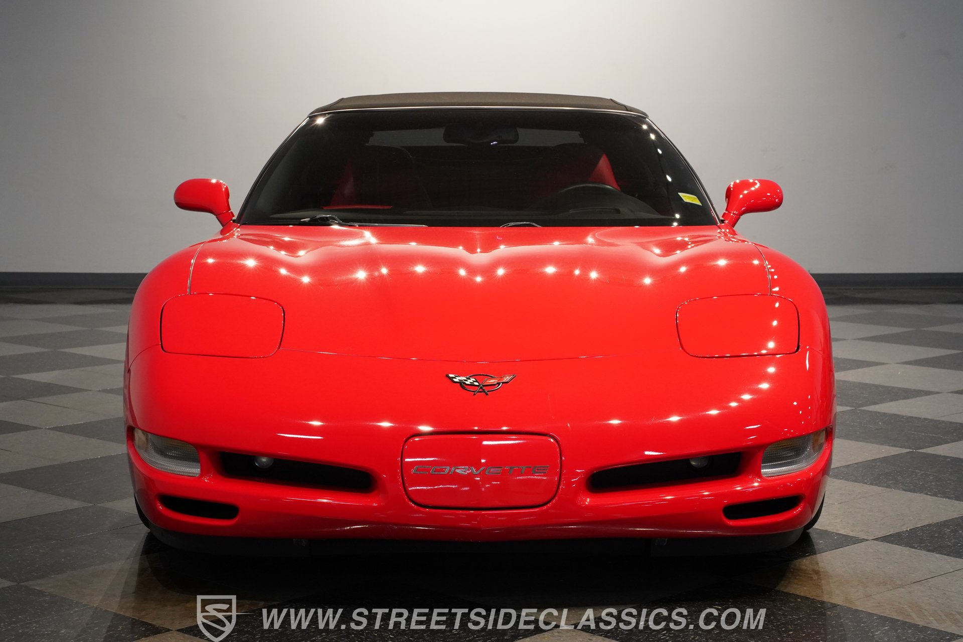 Used 2004 Chevrolet Corvette Convertible w/ Preferred Equipment Group RWD image 18