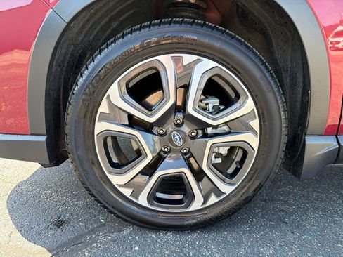 Used 2023 Subaru Ascent Limited w/ Technology Package AWD/4WD image 12