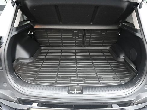 Used 2024 Kia Seltos SX image 16