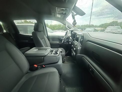 Used 2019 Chevrolet Silverado 1500 LT AWD/4WD image 4