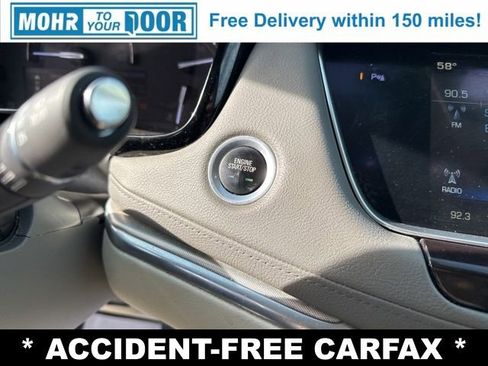 Used 2017 Cadillac XT5 Premium Luxury image 21