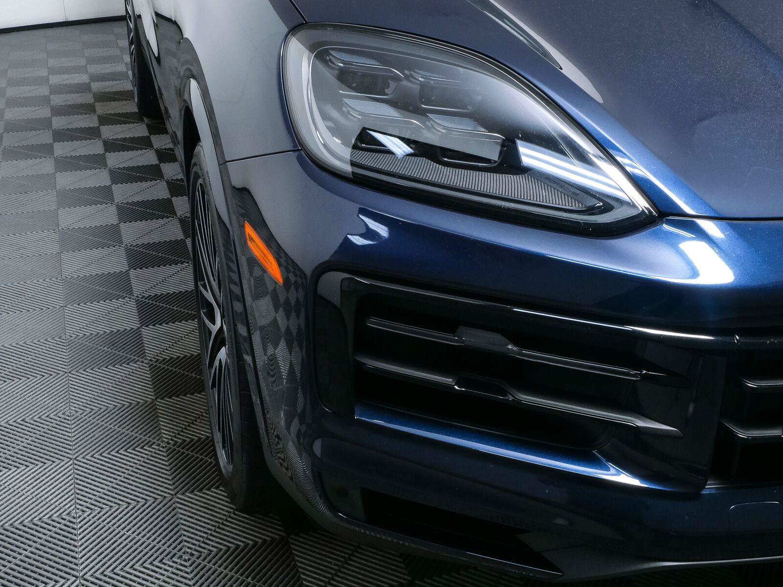 Certified 2026 Porsche Cayenne S AWD/4WD image 39