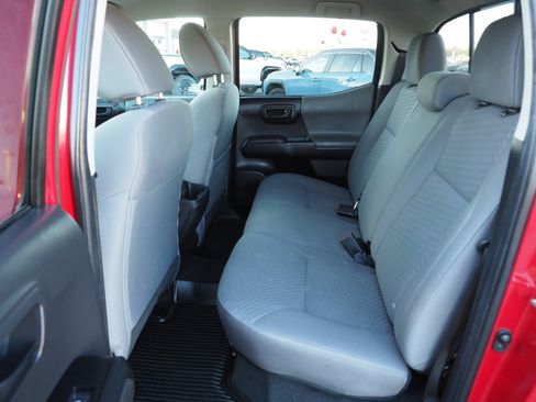 Used 2022 Toyota Tacoma SR image 19