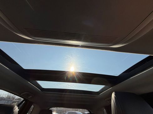 Used 2025 MAZDA CX-50 AWD 2.5 S w/ Premium Package image 31