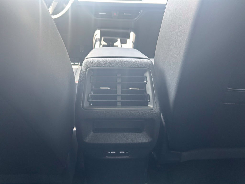 New 2026 Volkswagen Tiguan SE R-Line FWD image 50