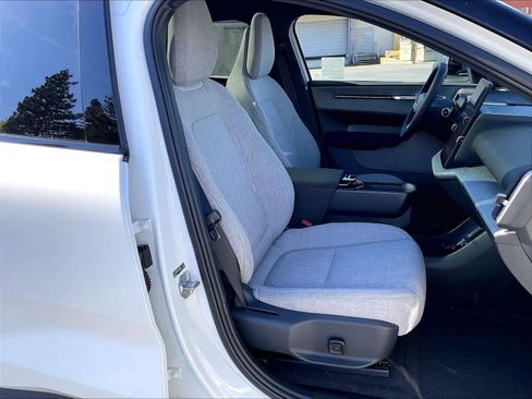 New 2026 Volvo EX30 Ultra w/ Protection Package Premier image 31