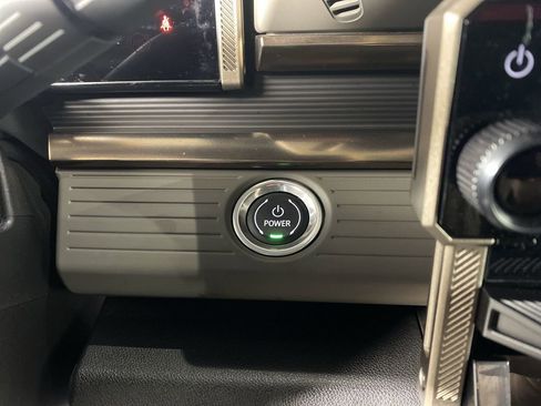 Used 2025 GMC Hummer EV 2X image 20