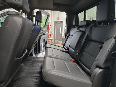 Used 2025 GMC Sierra 1500 Elevation w/ Elevation Premium Package AWD/4WD image 14