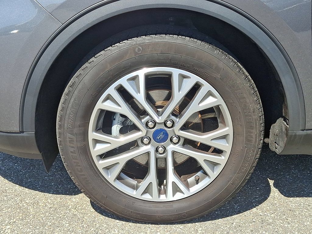 Used 2022 Ford Escape SEL AWD/4WD image 9