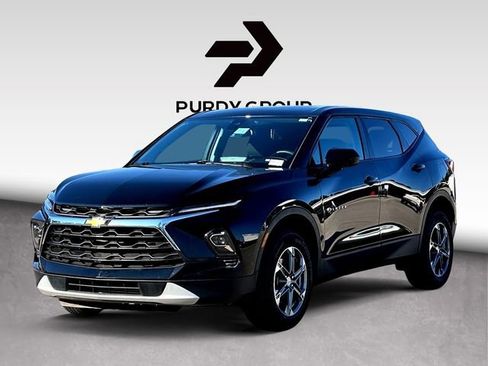 Used 2025 Chevrolet Blazer LT image 4