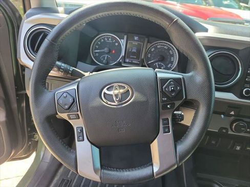Certified 2021 Toyota Tacoma SR5 w/ Trail Edition RWD image 18