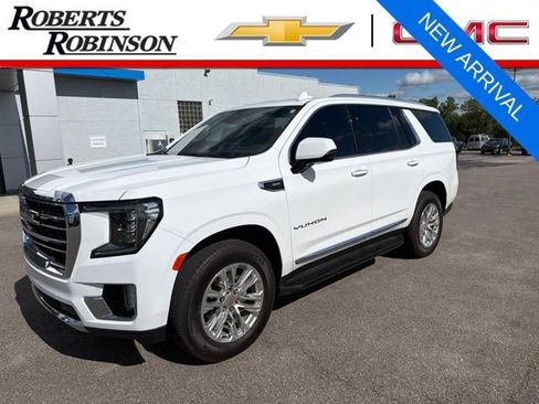 Used 2024 GMC Yukon SLT w/ SLT Luxury Package AWD/4WD image 1