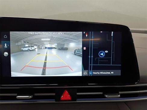 Certified 2025 Hyundai Elantra SEL image 21