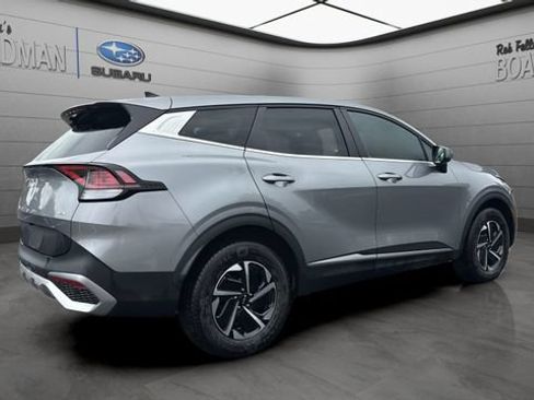Used 2023 Kia Sportage LX AWD/4WD image 4