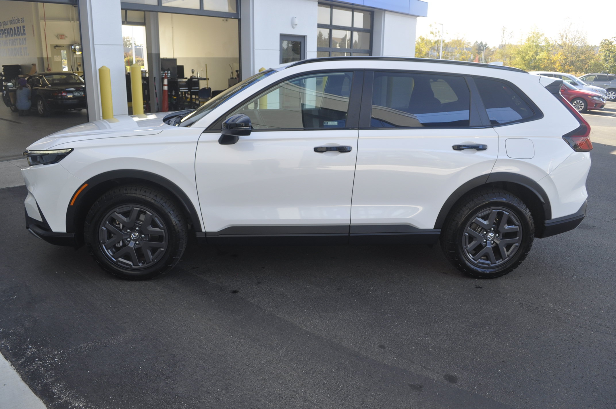 Used 2026 Honda CR-V TrailSport image 4