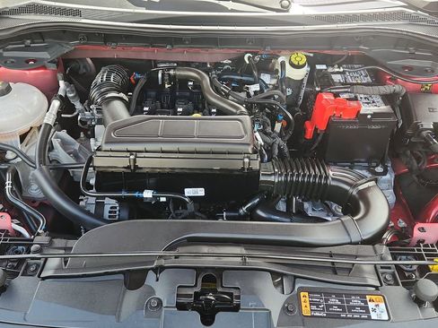 Used 2025 Ford Escape ST-Line AWD/4WD image 16