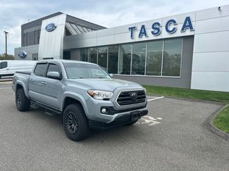 Used 2019 Toyota Tacoma SR5 AWD/4WD video 1