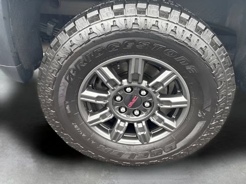 Used 2024 GMC Sierra 1500 AT4X AWD/4WD image 11