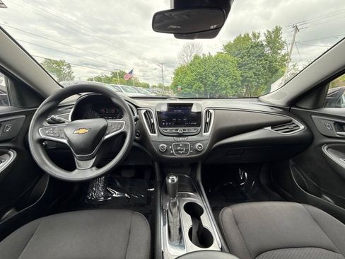 Used 2020 Chevrolet Malibu LS w/ Driver Confidence Package II FWD image 21