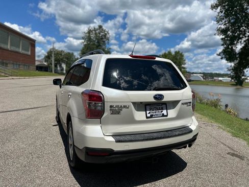 Used 2014 Subaru Forester 2.5i Premium w/ Popular Package #2 AWD/4WD image 8