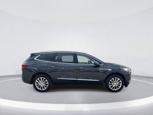 Used 2018 Buick Enclave Premium w/ Trailering Package image 9