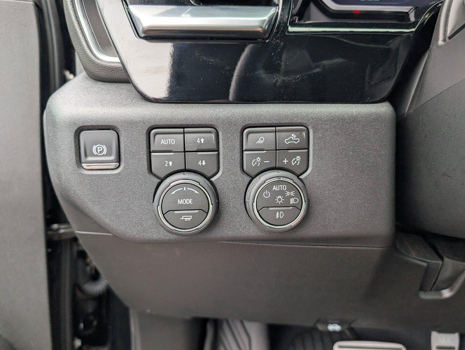 Used 2026 Chevrolet Silverado 1500 RST AWD/4WD image 29