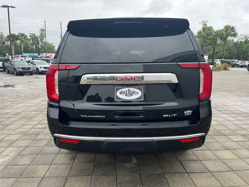 Used 2023 GMC Yukon SLT w/ SLT Luxury Package RWD image 5