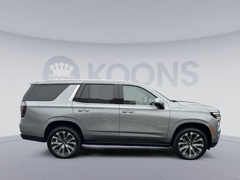 Used 2025 Chevrolet Tahoe High Country image 8