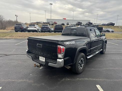 Certified 2023 Toyota Tacoma TRD Off-Road image 3